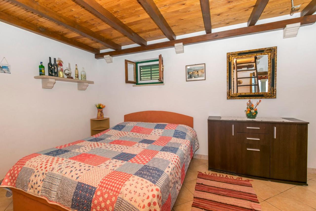 House Svjetlana Villa Постира Екстериор снимка
